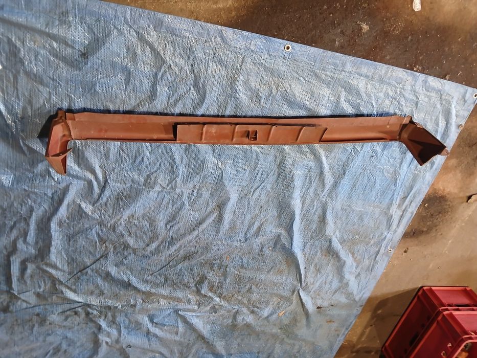 Belka przednia nosek polonez