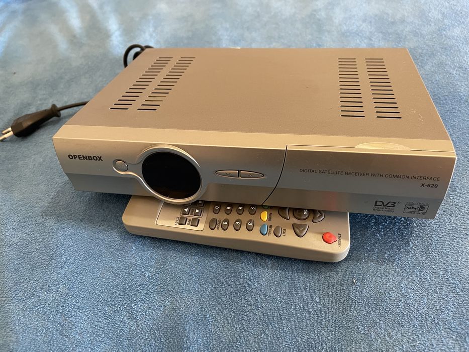 Супутниковий ресівер Openbox x-620
