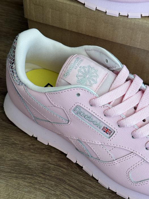 Buty Damskie Reebok Classic Leather Rozmiar 36.5 -23.5 cm Różowe NOWE