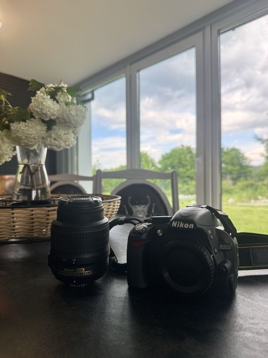 Nikon d3100 z zestawem