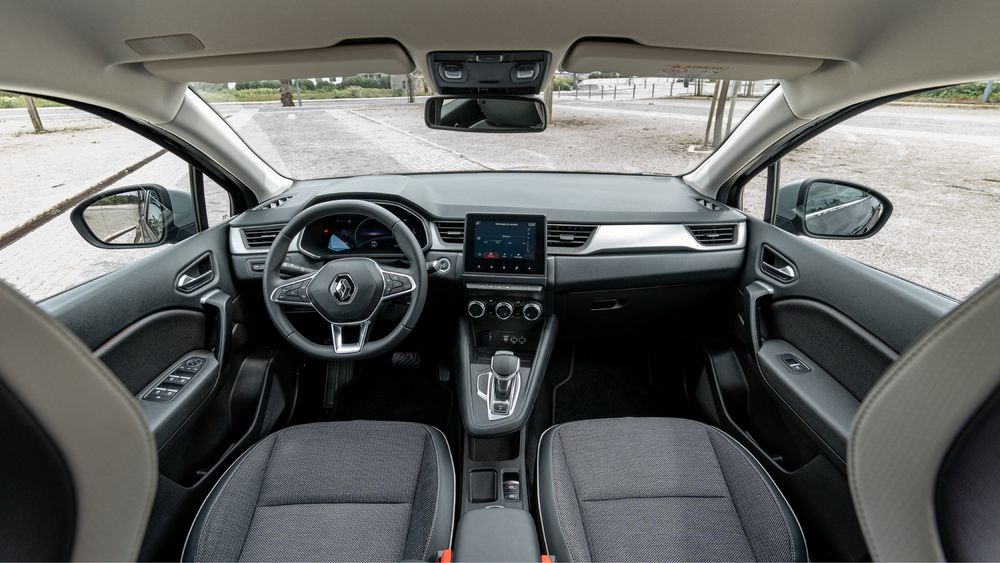 Renault Captur 1.6 Hybrid Plug-In Intense (Financiamento disponível)