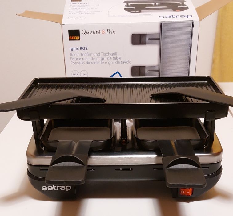 Mini raclette z 2 tackami + spieniacz do mleka Tchibo