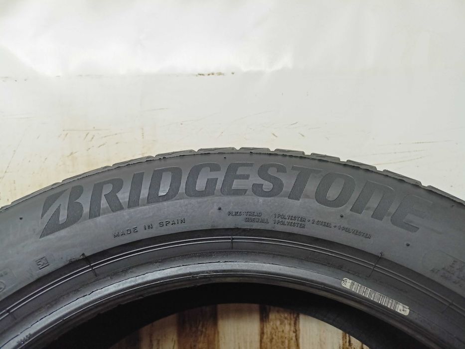 Bridgestone Turanza T005 215/50/17 23R. 95H 2x6,1mm 2x5,7mm (4531)