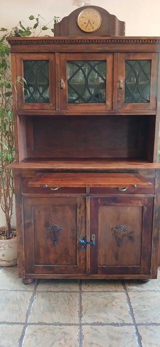 Kredens secesja z litego drewna