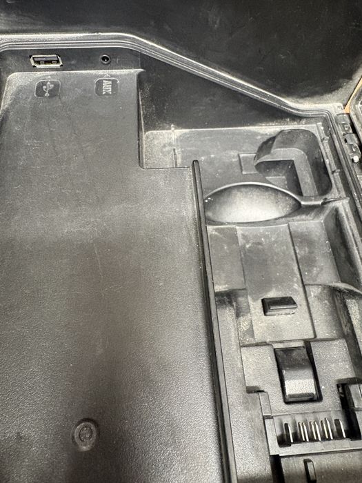 Radio Dewalt +zasilacz