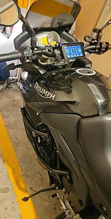 Triunph tiger 1050