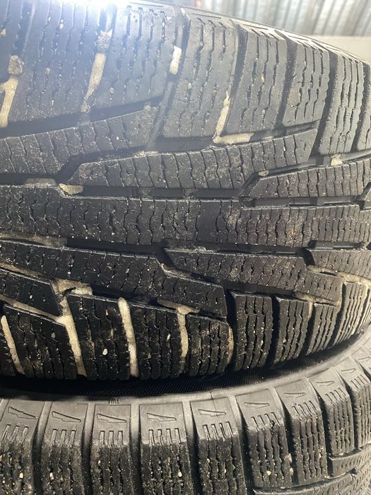 Продам комплект коліс в чудовому стані, шини без гуль і ремонтів!