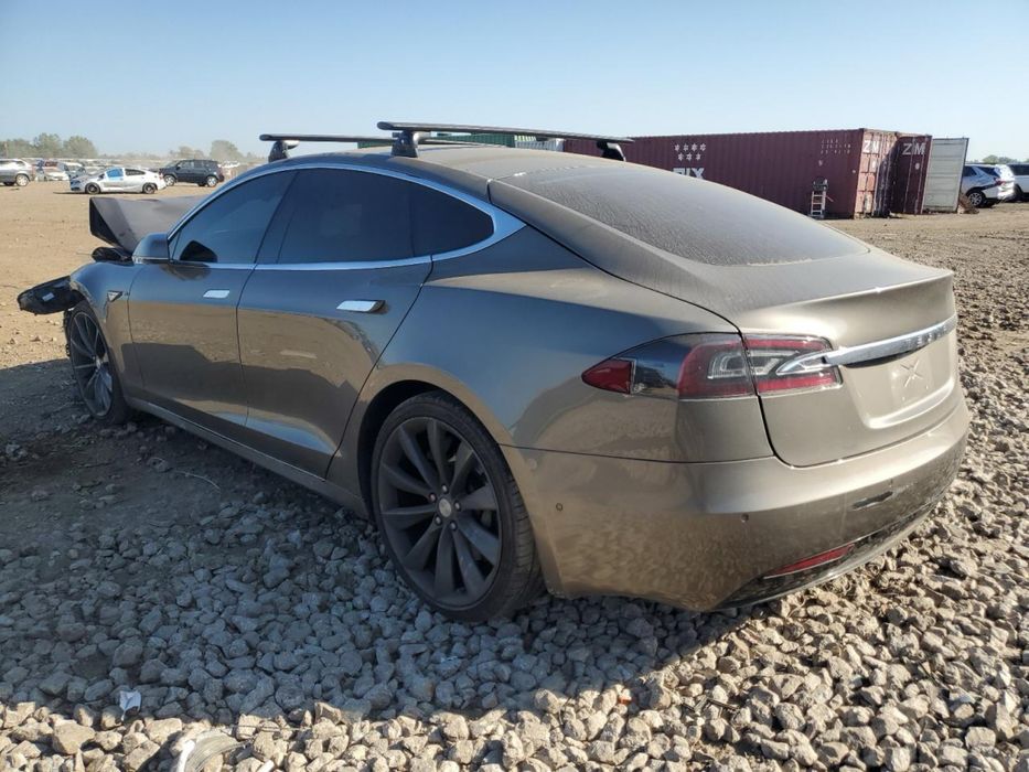 Кузовні запчастини Tesla S 13-2020р