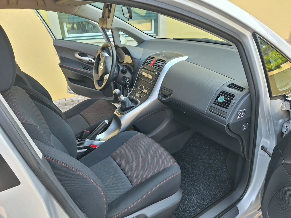 Toyota Auris — fotografia 10