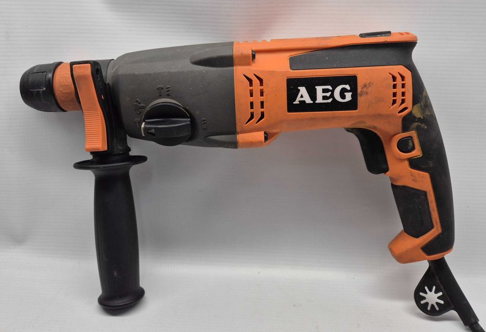 Młotowiertarka AEG KH 24 XE, 720W, Komis Jasło Czackiego