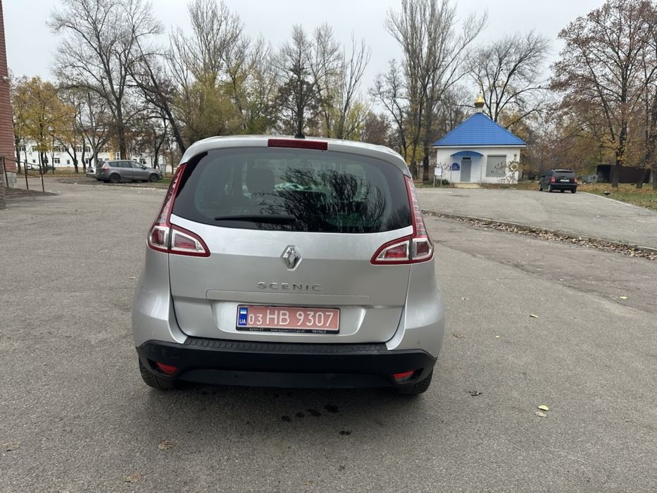 Авто рено сценик 2011. 1.6 дизель