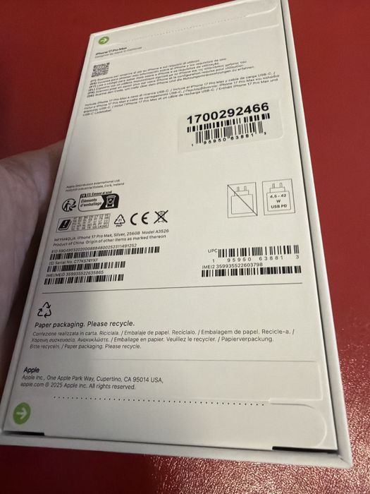 Iphone 17 pro Max 256Gb  Silver selado !