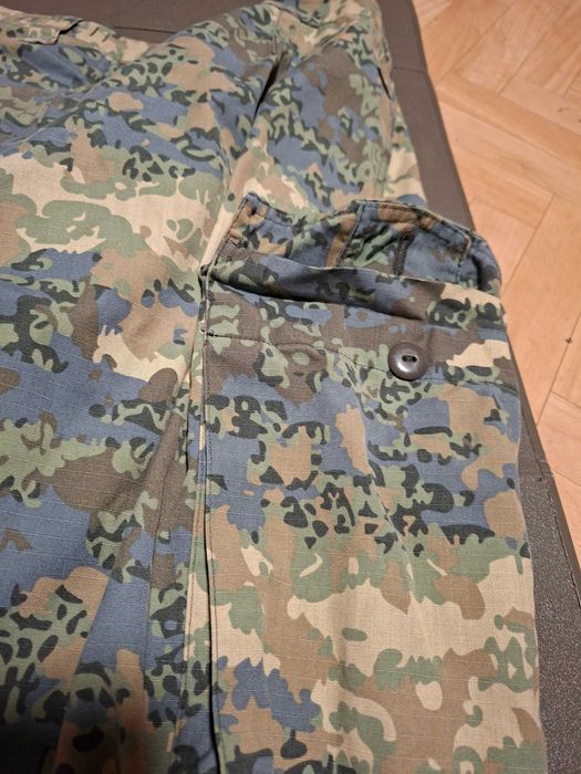 Spodnie wojskowe militarne Austria Tarnanzug 112-116 (V-VI)