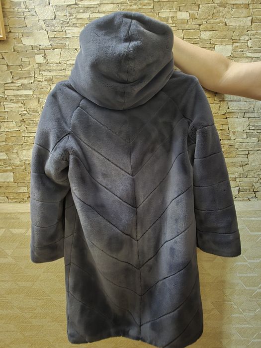 Шуба сіро-голуба жіноча