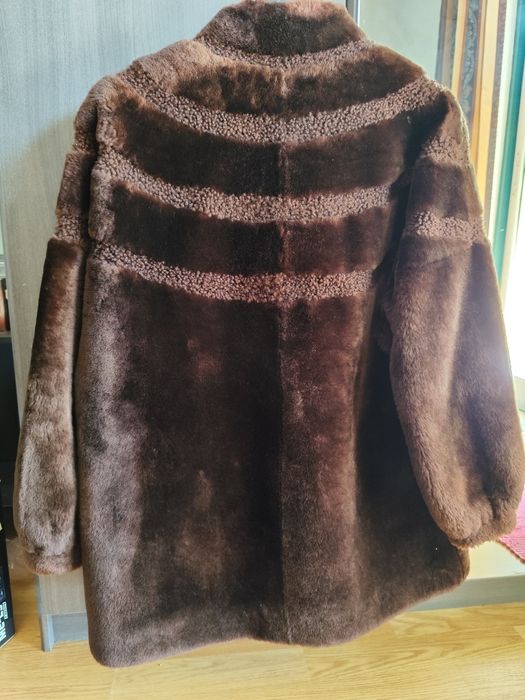 Casaco Feminino em Pele de Vison – Pele Genuina Martinho Lda