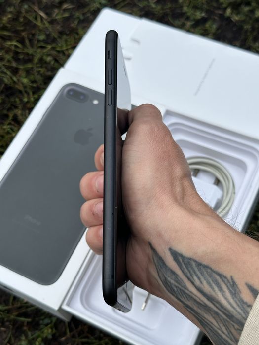 IPhone 7+plus 32gb/збережений/неверлок