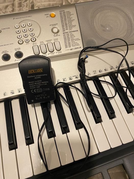 Keyboard Yamaha PSR E313 Polifonia