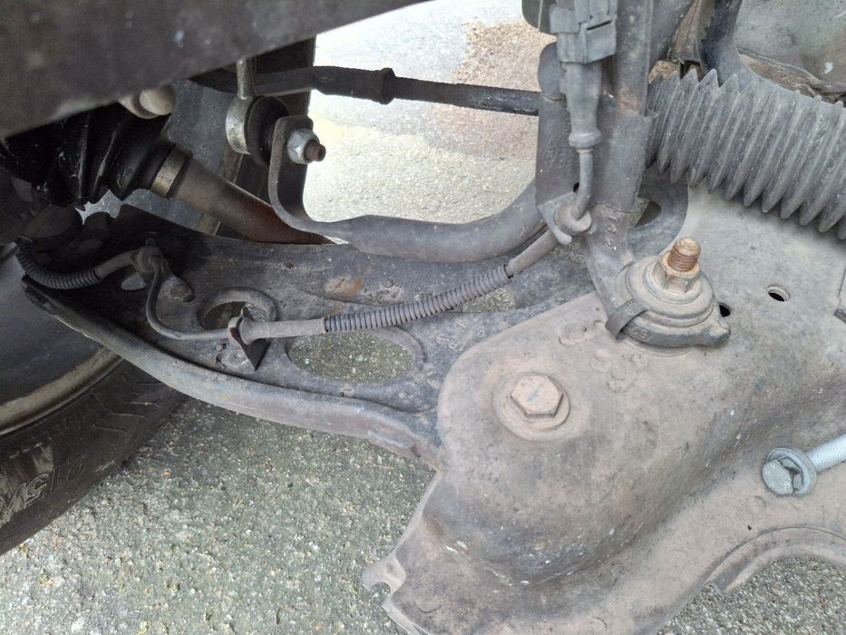 Braço de suspensão frente direito RENAULT Trafic III Combi (JG_)