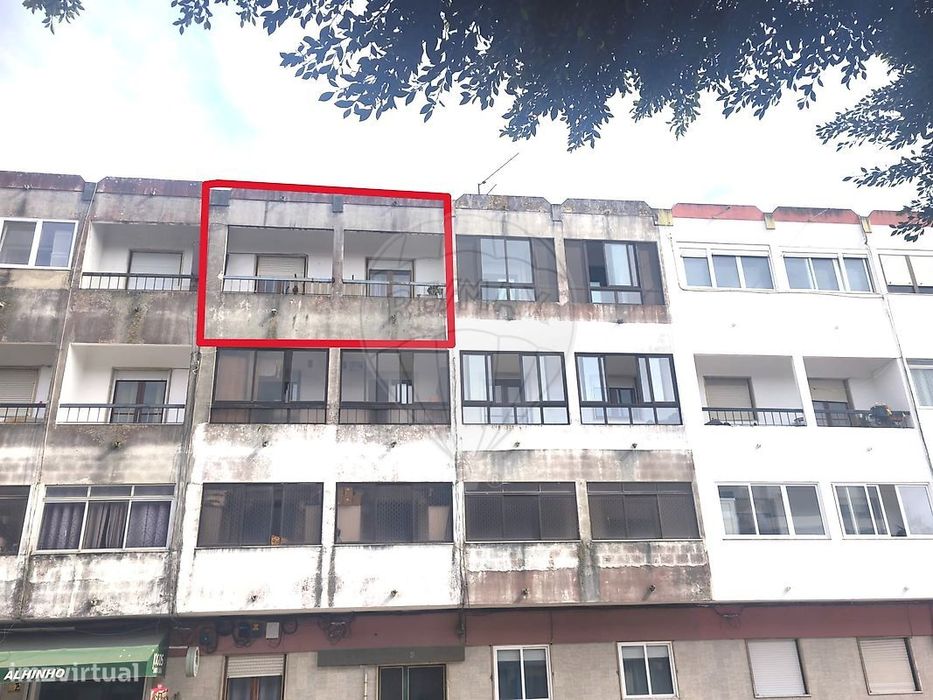Apartamento T2 para venda — Santo António da Charneca, Setúbal