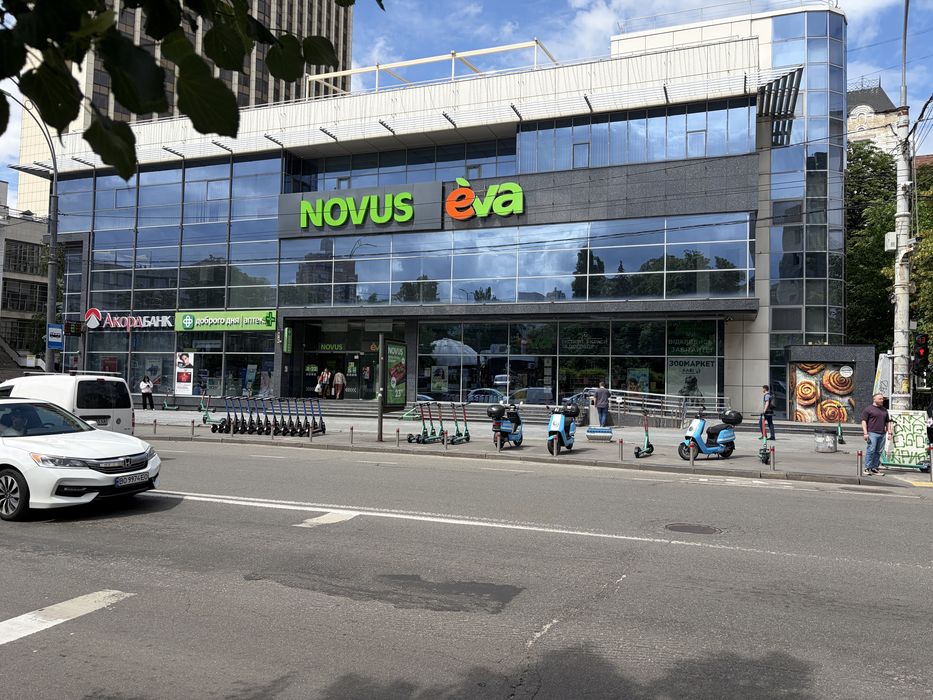 Офіс 272–633 м² у Центрі Києва | Генератор | Батареї | Метро Золоті Ворота  5 хвилин - View 5