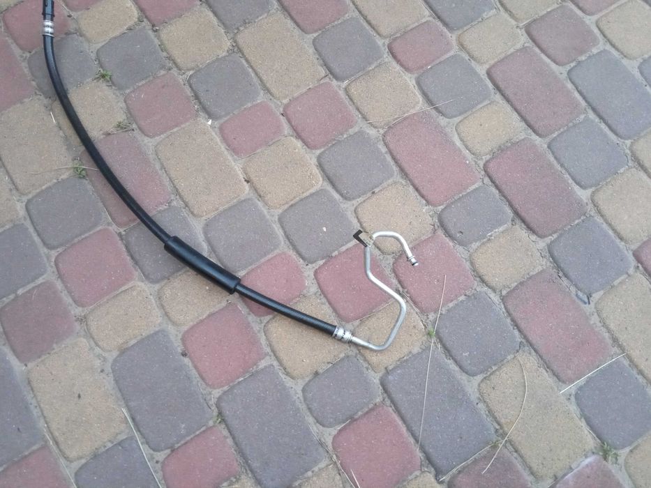 Комбіновані шланги і трубки для масла гідравліки возвратка Фокус Mk1