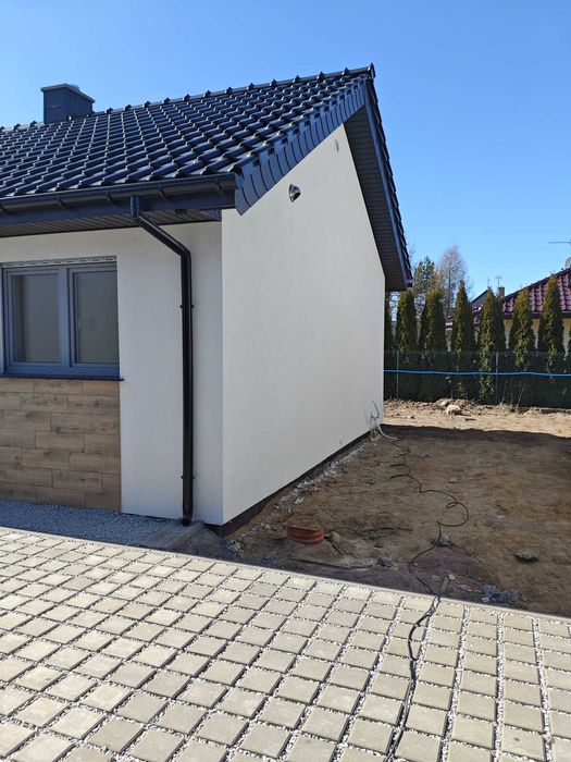 Sprzedam mały nowy dom parterowy