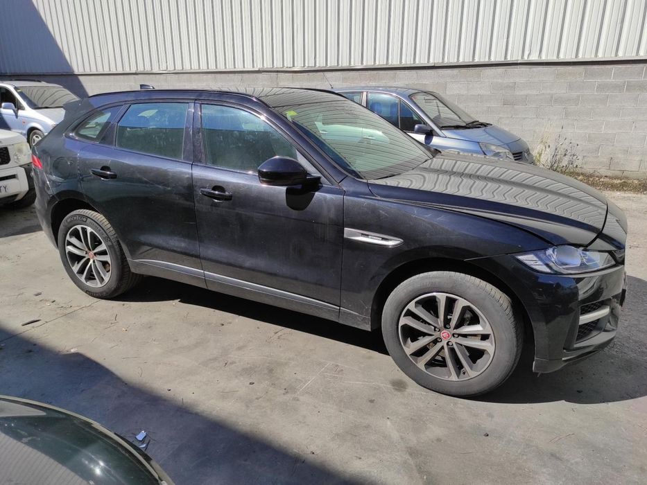 Chapeleira Da Mala Jaguar F-Pace
