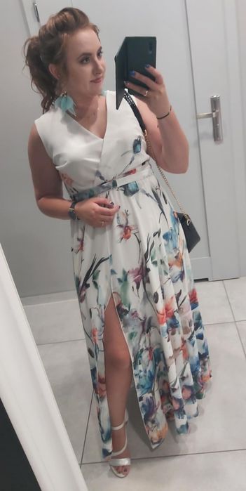 Sprzedam suknię damską długą elegancką z rozporkiem
