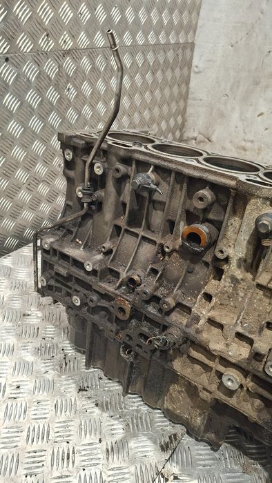 Blok Silnika Z Wałem I Tłokami Volvo S60 2.5T B5254T