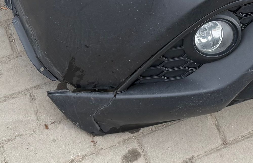 Бампер передній Nissan Juke
