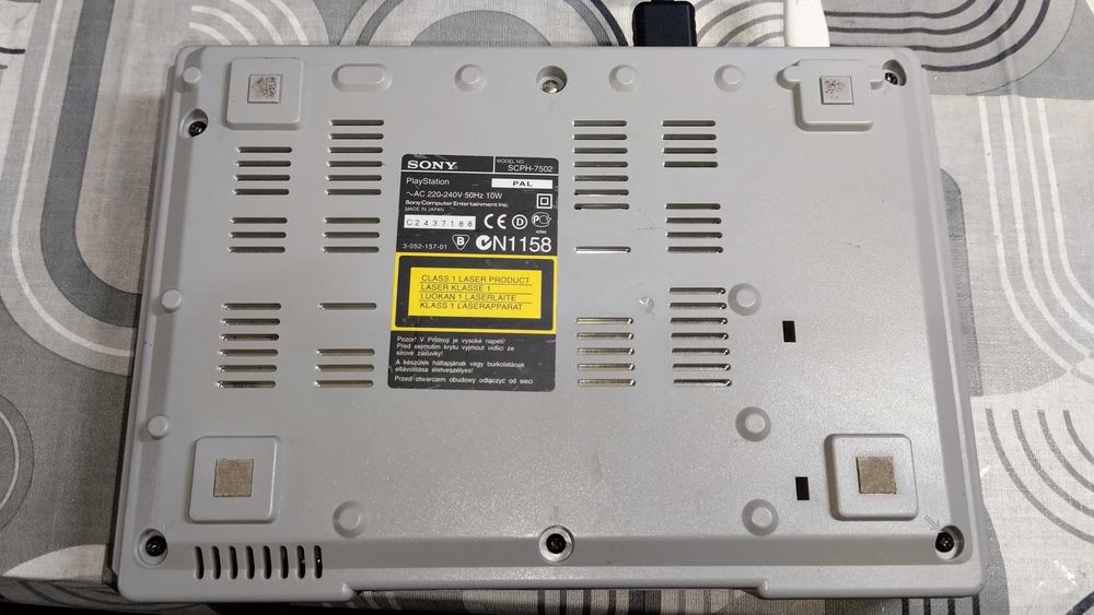 Consola Playstation 1 Fat (ler descrição)