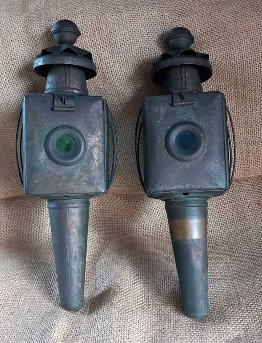 Par de lanternas de carruagem em latão, originais