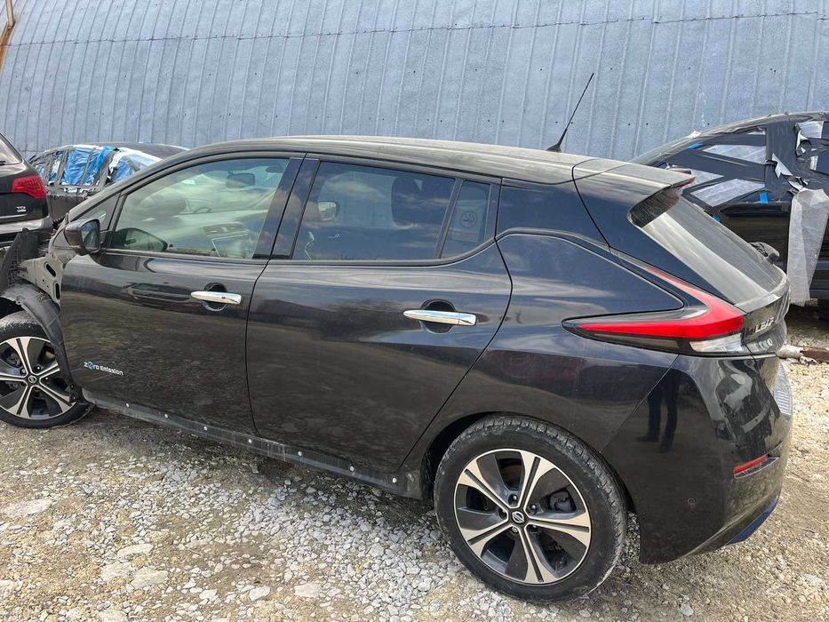 Nissan Leaf розборка,запчастини