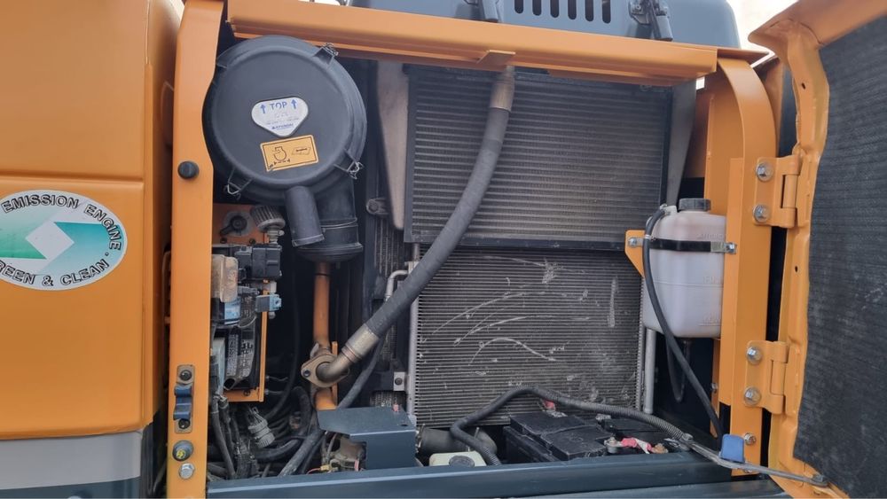 Экскаватор Hyundai R 140 LC