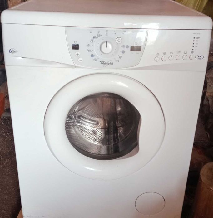 Maquina Lavar Roupa Wirlpool AWM - 6 Kgs AA - 6th Sense