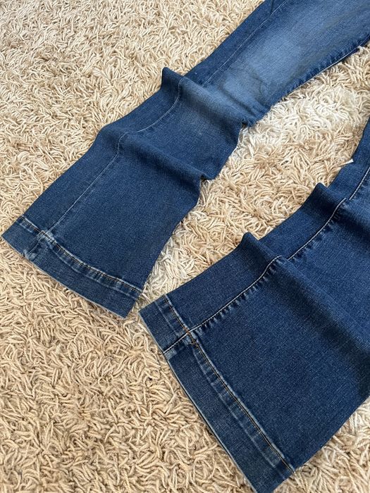 Джинсы Bootcut