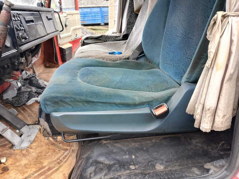 Продам пневмо-сиденье с Дафа на Камаз