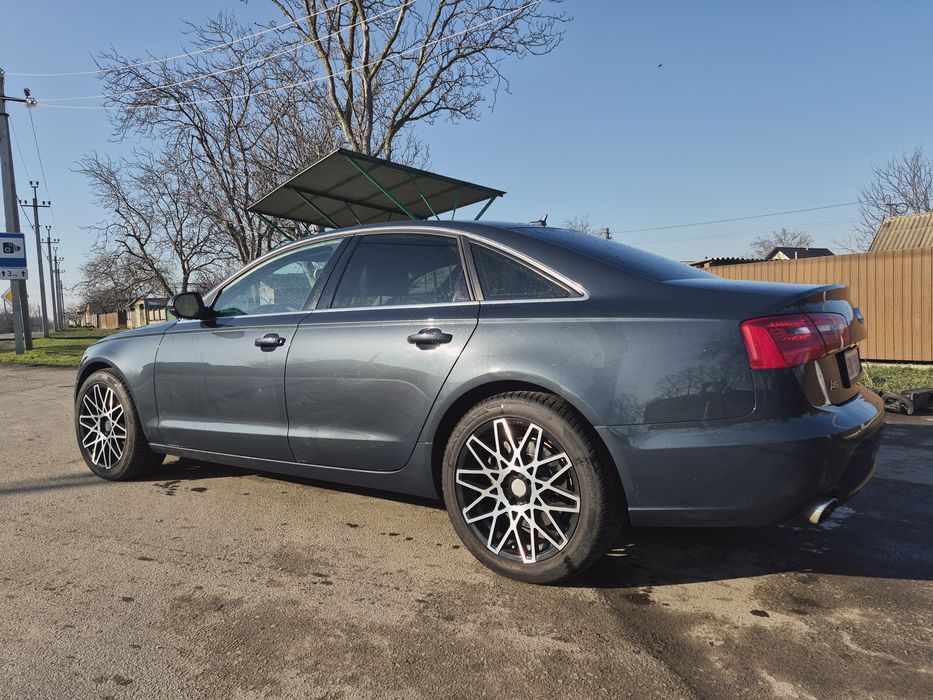 Продам Audi A6 2014