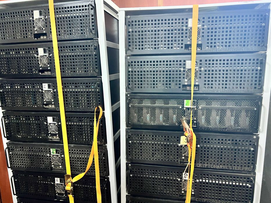 Комплект для майнінгу в закритому корпусі на 8 карт! Гарантія