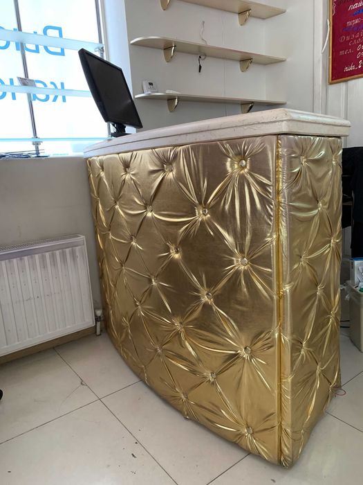 Продам стойку  администратора или дома с мраморной столешницей ТОРГ!!!