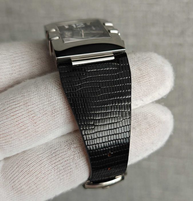 Жіночий годинник Omega Constellation Quadra Diamond 1841.55.11 Swiss