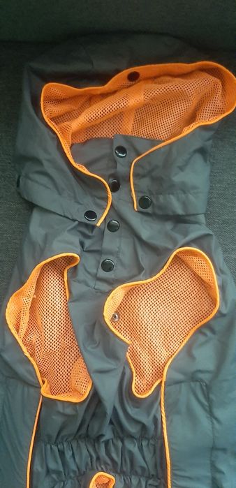 Жилетка плащ одежда для собак