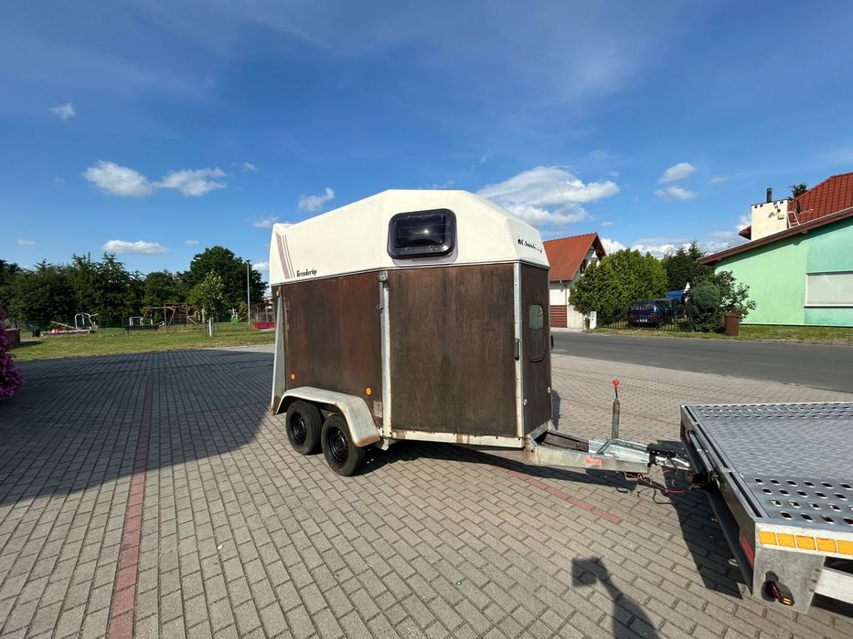 Przyczepa dla koni dmc 1500kg zarejestrowana w PL