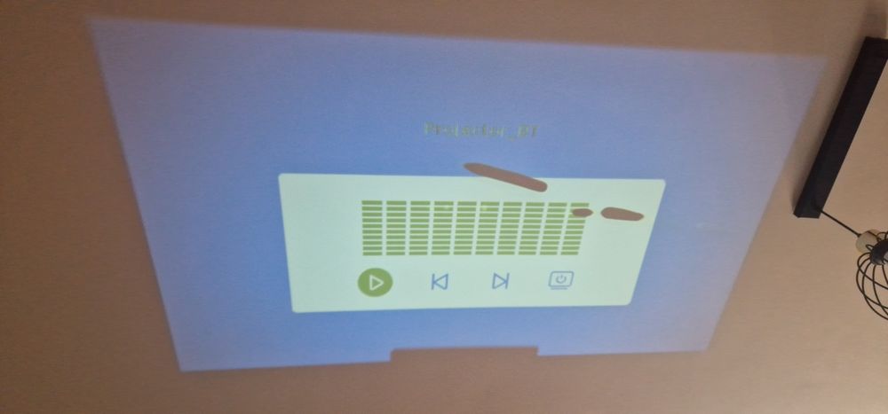 Projektor LCD ULTIMEA Magic 420 Pro czarny opis!