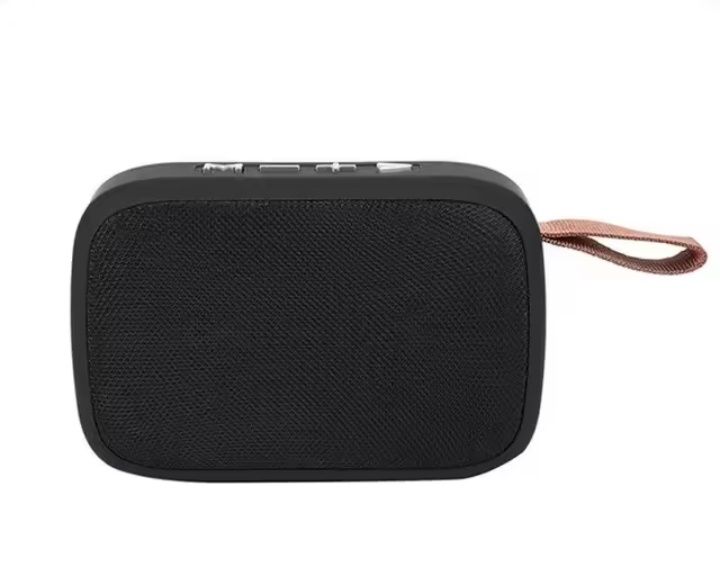 Колонка с блютусом и картой памяти. Фм радио.