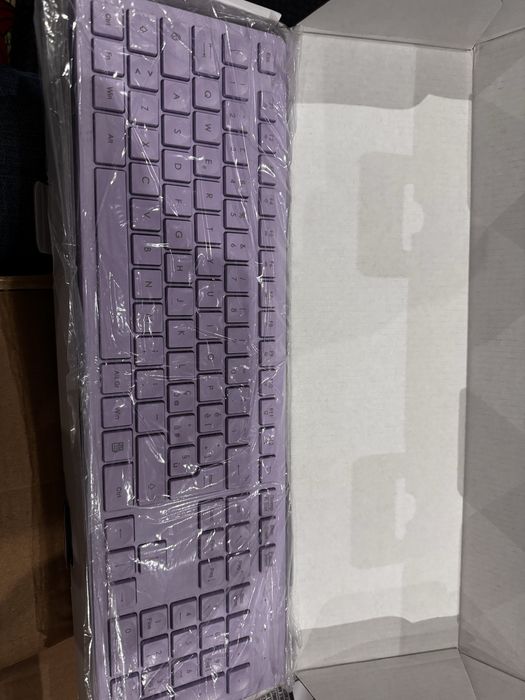 Leadsail Wireless Keyboard + Purple Mouse64752391106945121