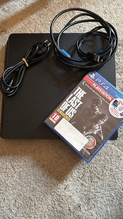 Consola PS4 Slim