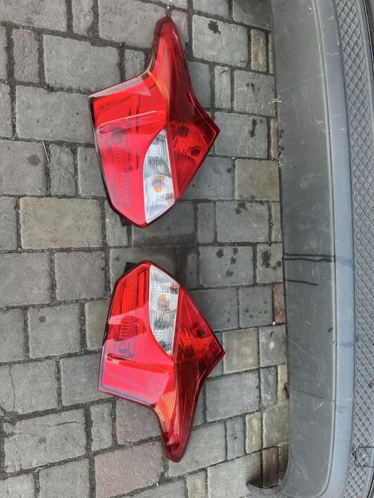 Крышка багажника ляда хэтчбэк Ford Focus MK3 рестайлинг