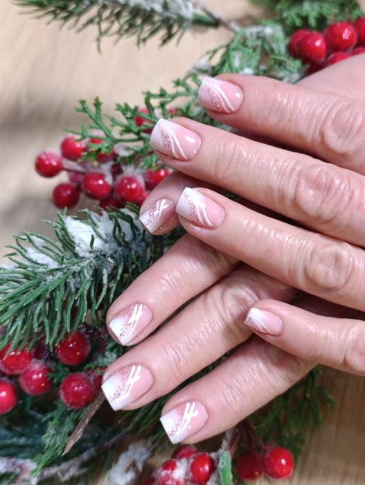 Шукаю моделей на манікюр укріплення, корекція, нарощування