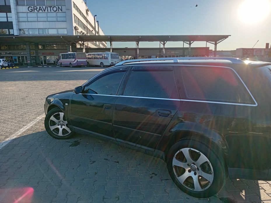 Автомобіль Audi a6